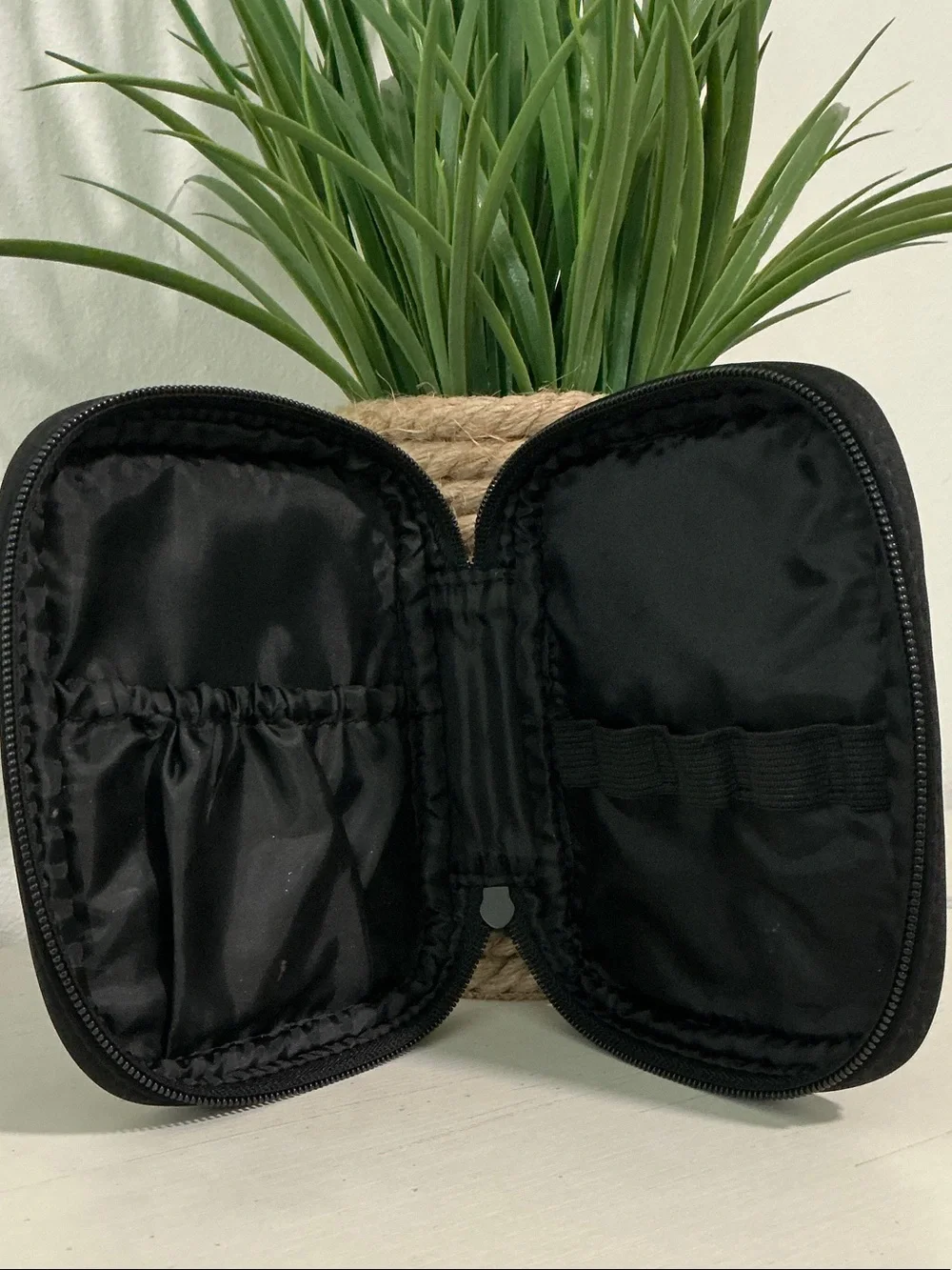 Makeup By Mario Black Travel Brush Case